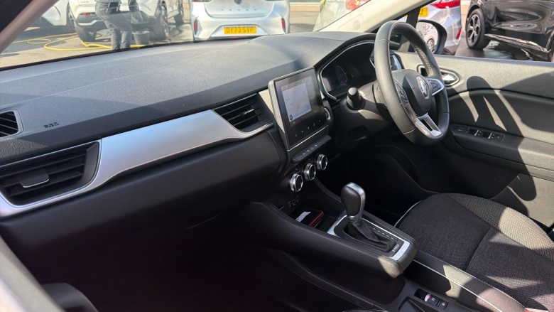 Renault Captur 1.6 E-Tech full hybrid 145 Techno 5dr Auto Hybrid Hatchback